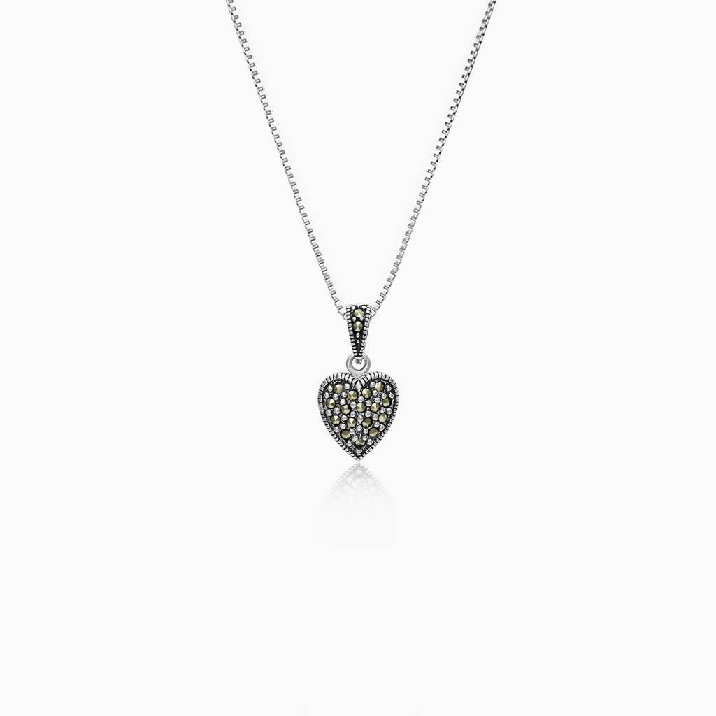 Oxidised Silver Studded Heart Pendant With Box Chain : AVPD017