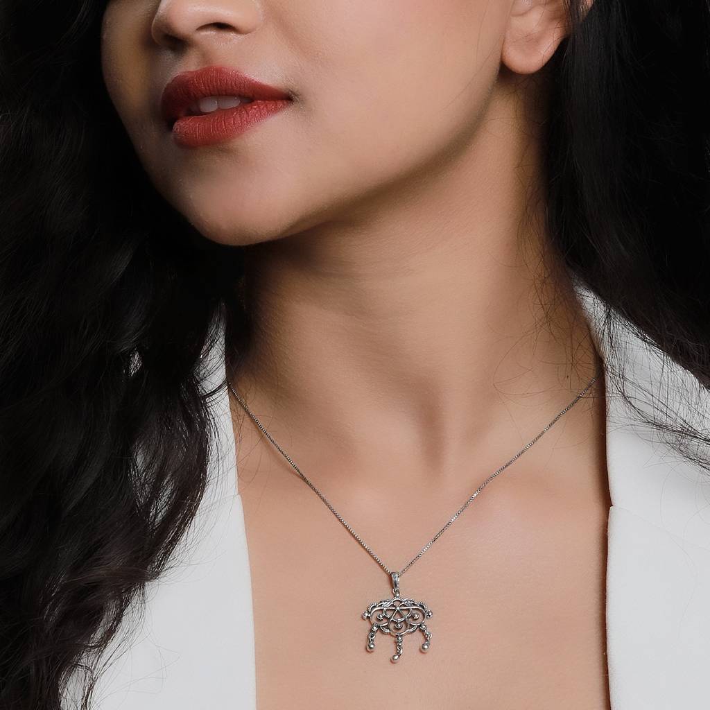 Oxidised Silver Triple Trinket Pendant With Box Chain : AVPD056