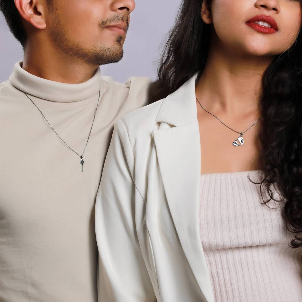 Oxidised Silver Heart Key Couple Pendant With Box Chain : AVPD058