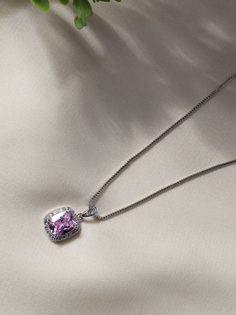 Classic Cz Pendant : AVPE10024