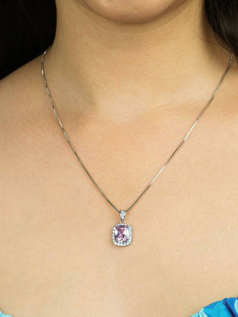 Classic Cz Pendant : AVPE10026