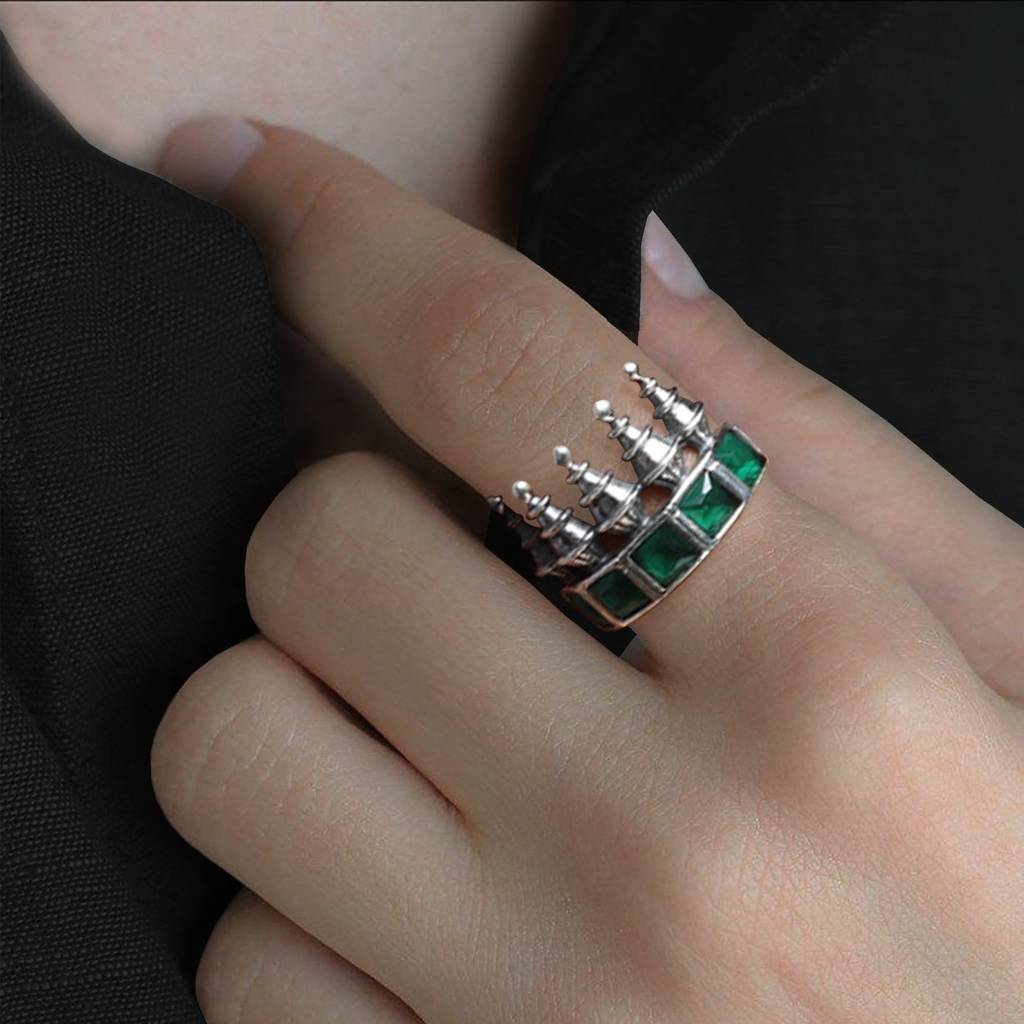 Oxidised Emerald Green Tower Ring : AVR016