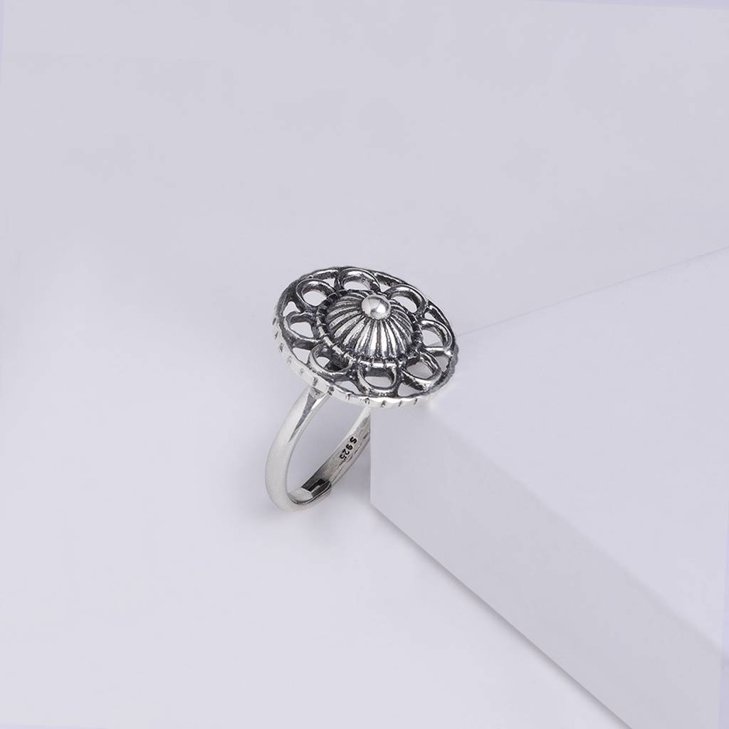 Oxidised Silver Flower Blossom Ring : AVR017