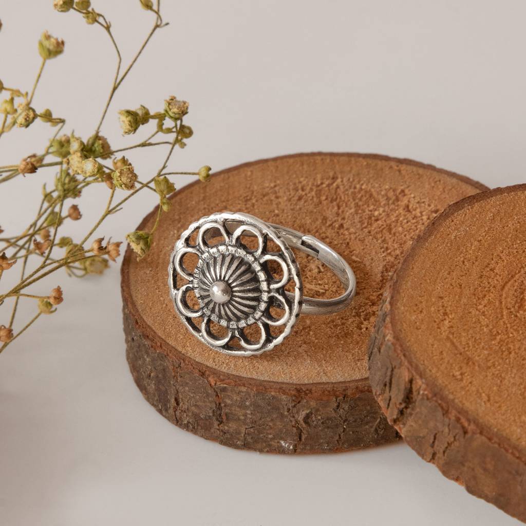 Oxidised Silver Flower Blossom Ring : AVR017