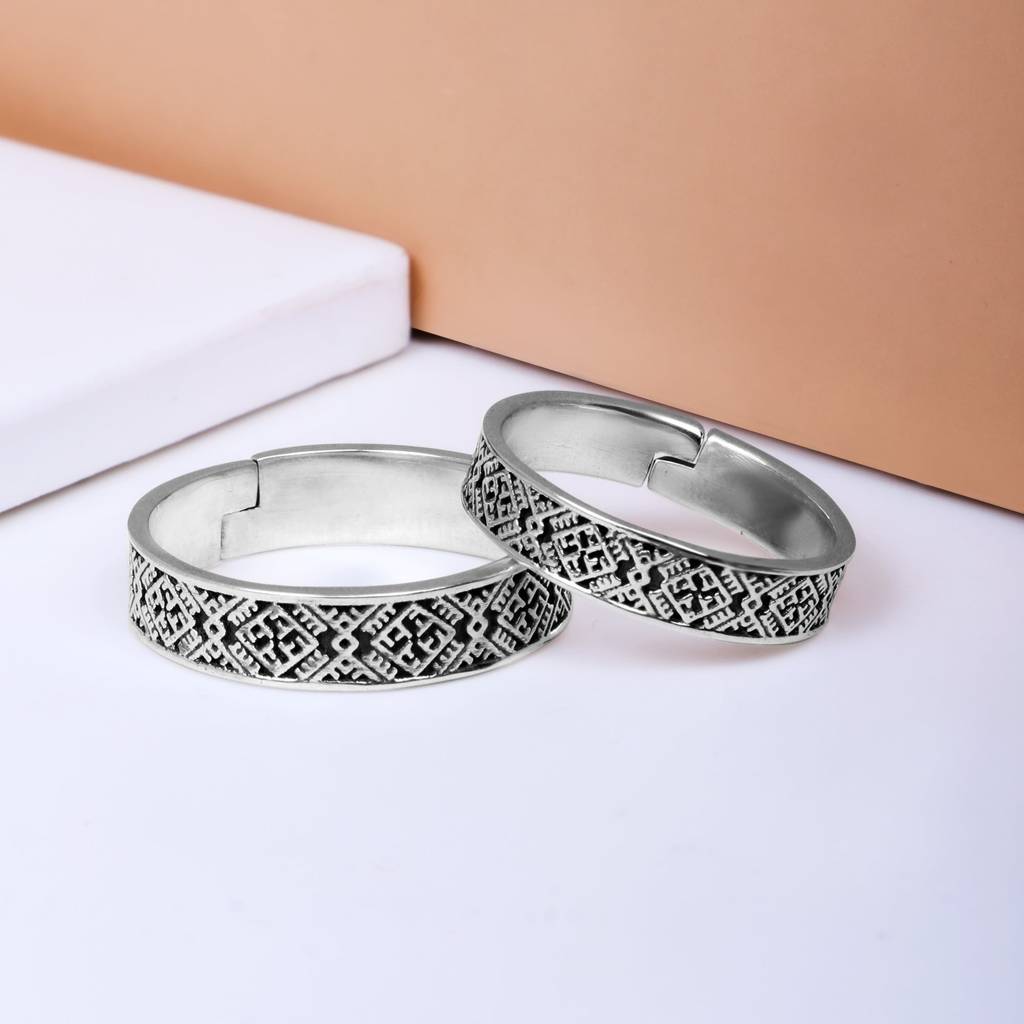 Oxidised Silver Tribal Couple Bands : AVR036
