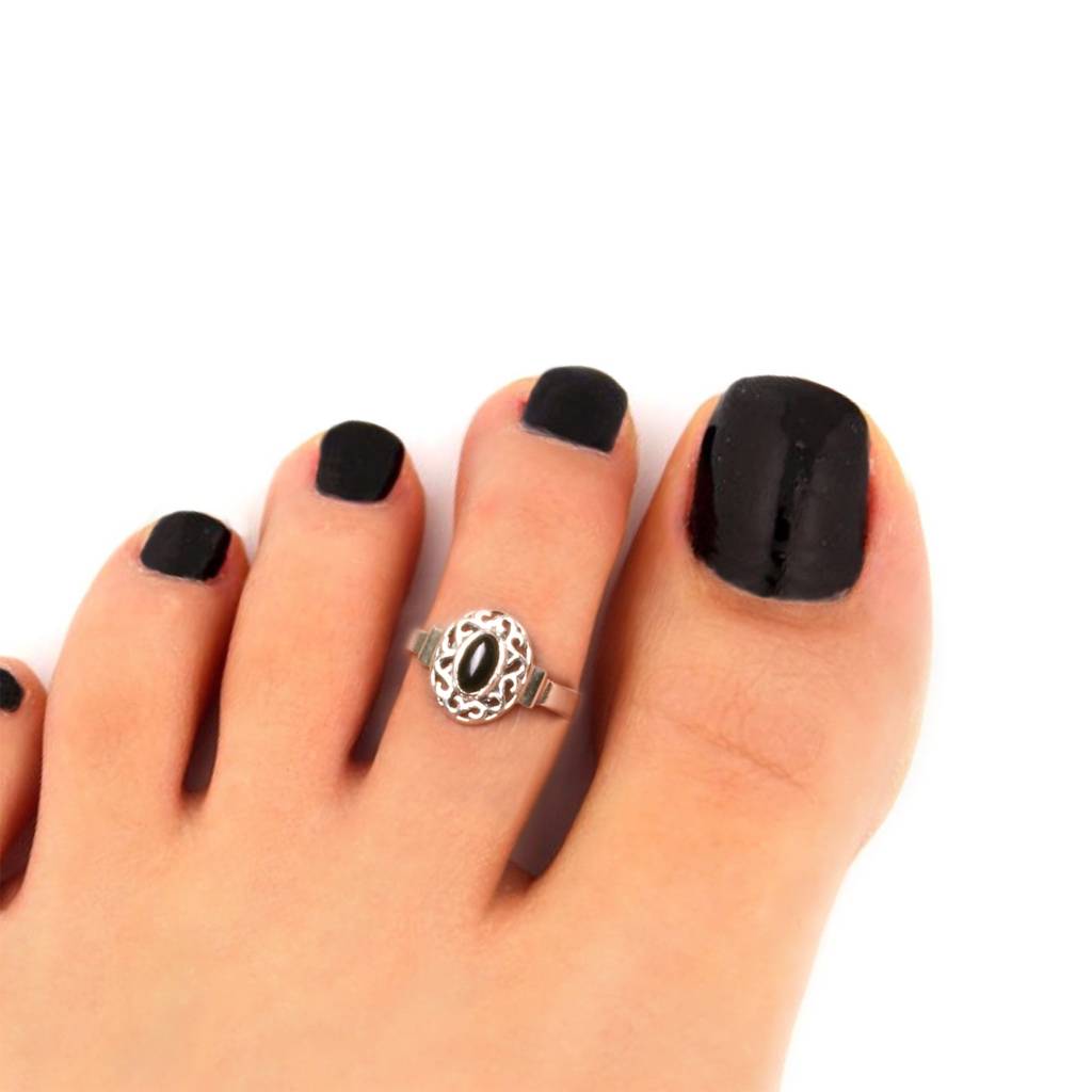 Oxidised Silver Black Tribal Toe Ring : AVTR002