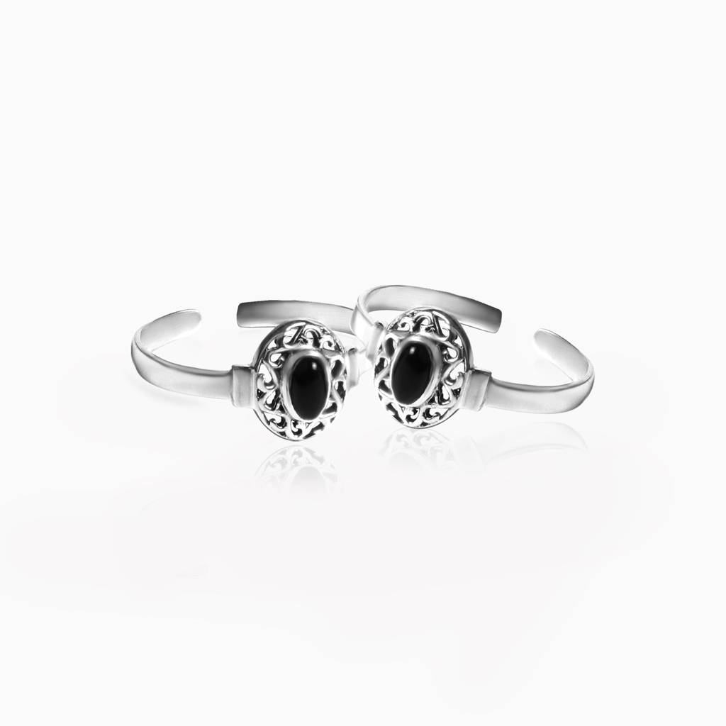 Oxidised Silver Black Tribal Toe Ring : AVTR002