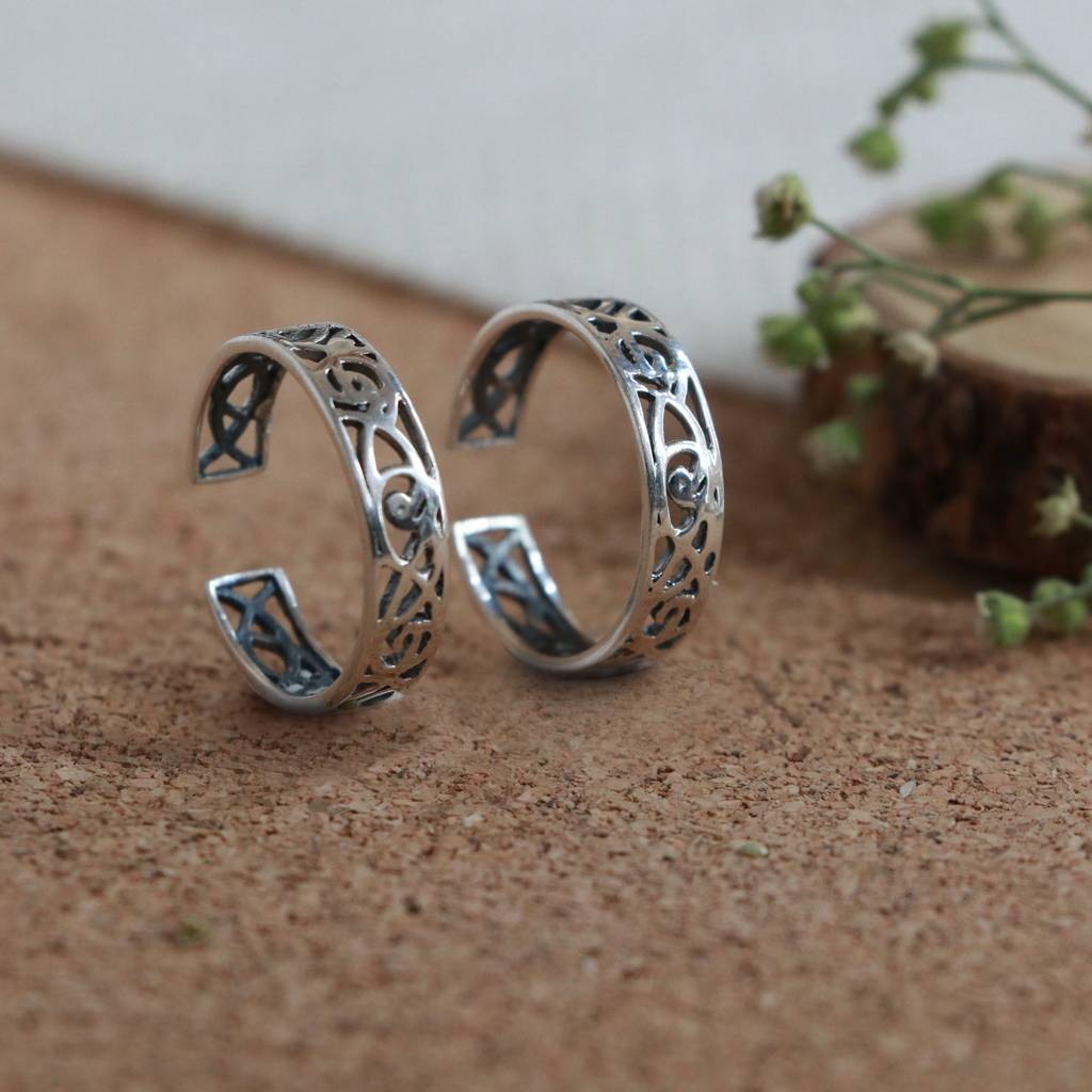 Oxidised Silver Lace Toe Ring : AVTR007