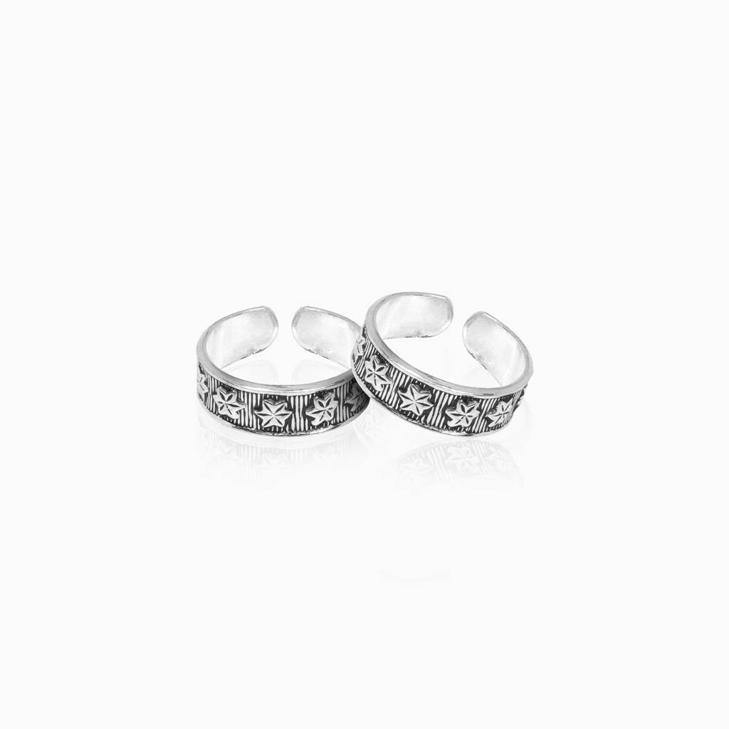 Oxidised Silver Crafted Toe Rings : AVTR039
