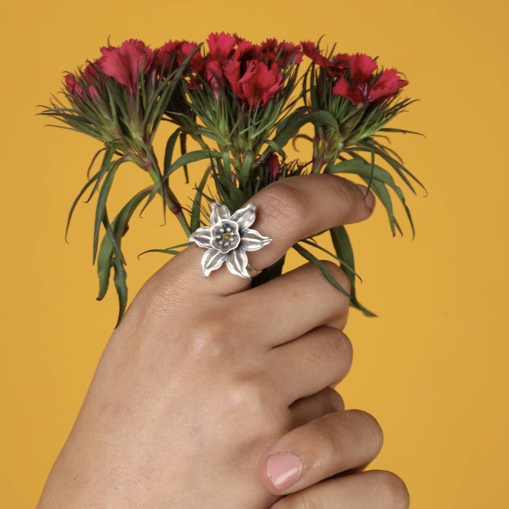 Daring Daffodil Ring