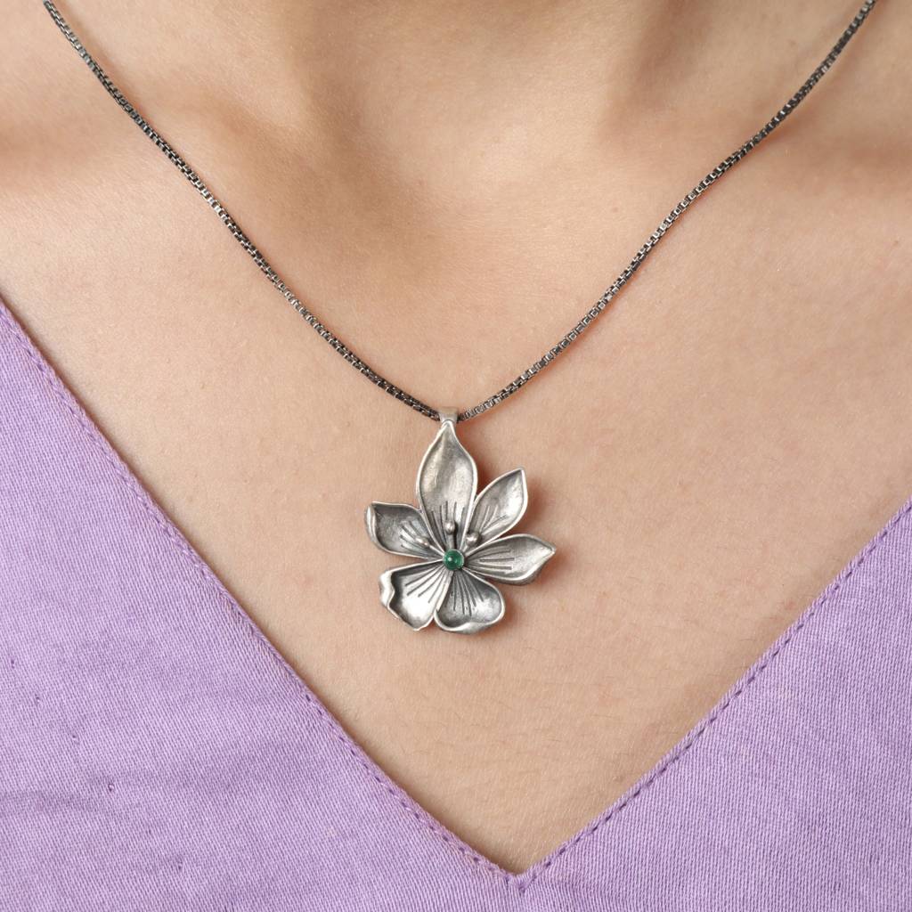 Asiatic Lily Necklace