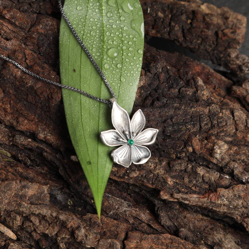 Asiatic Lily Necklace