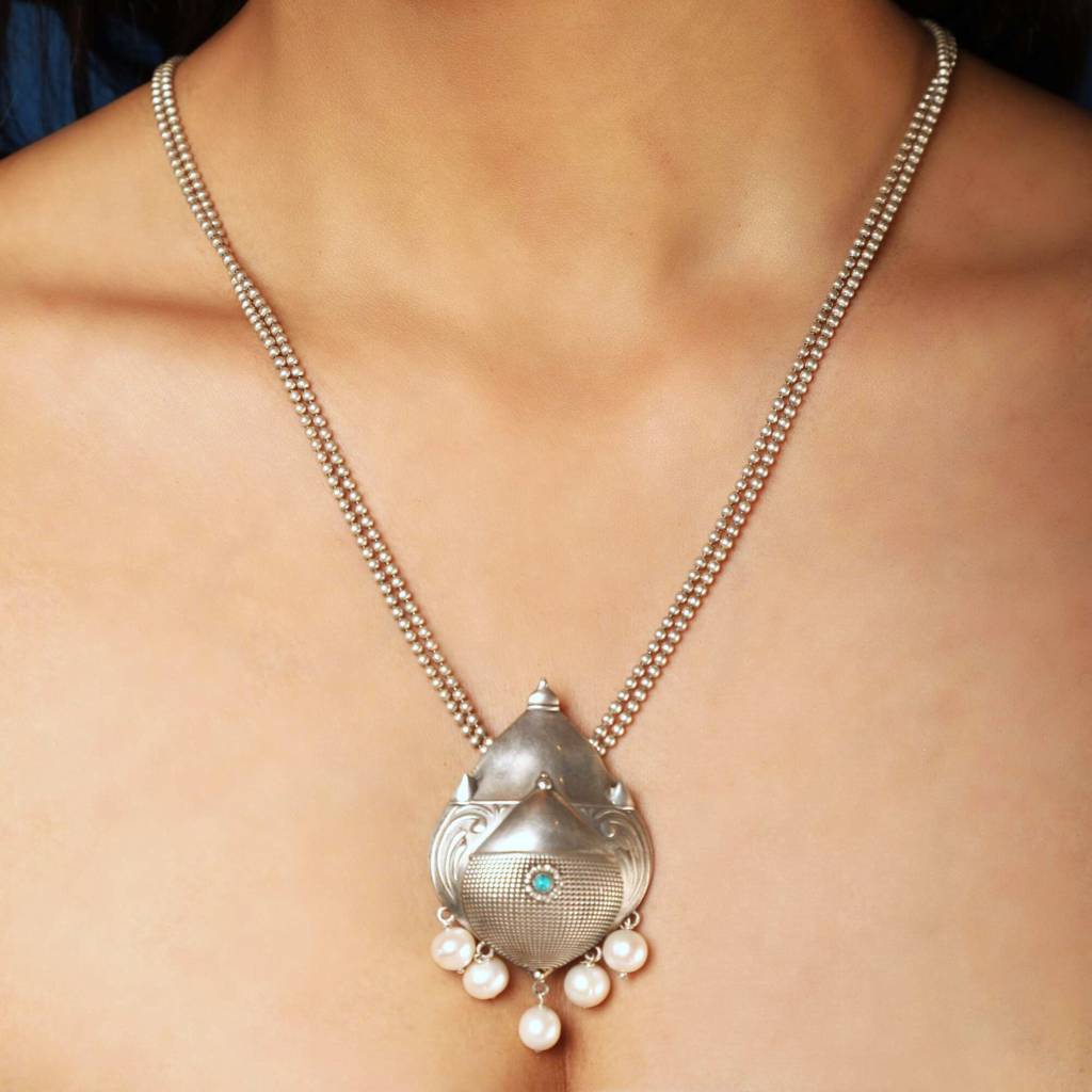 Gangotri Necklace