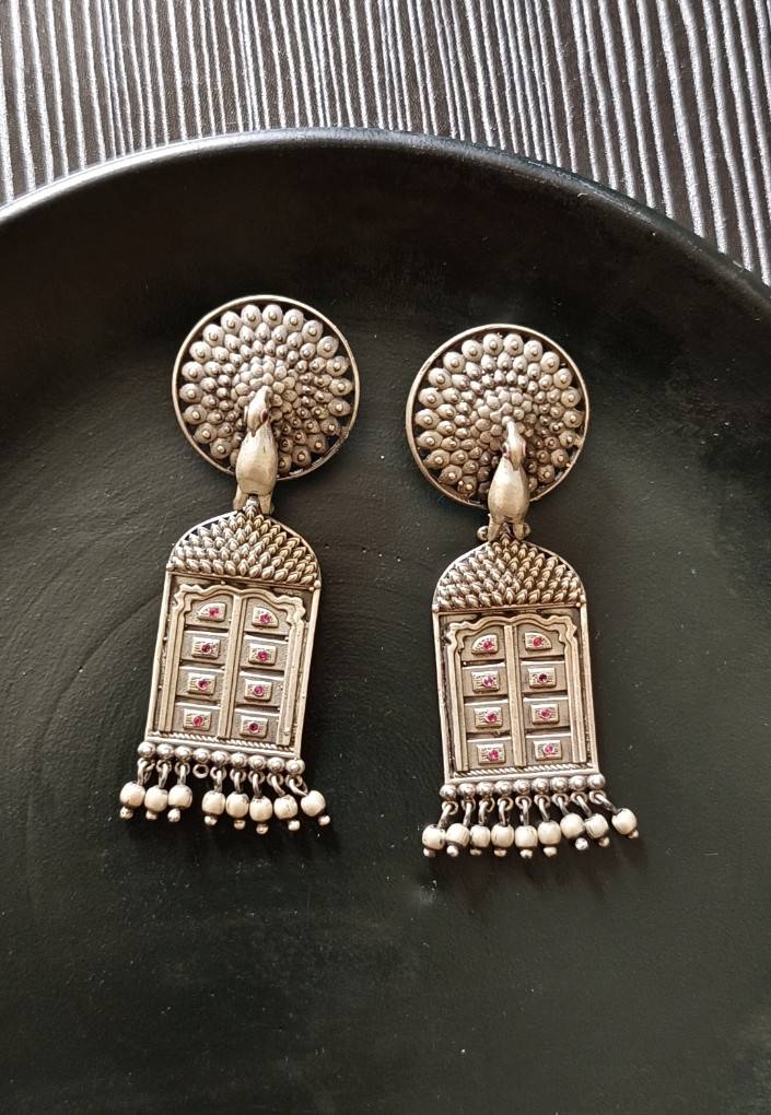 Darwaza Earrings