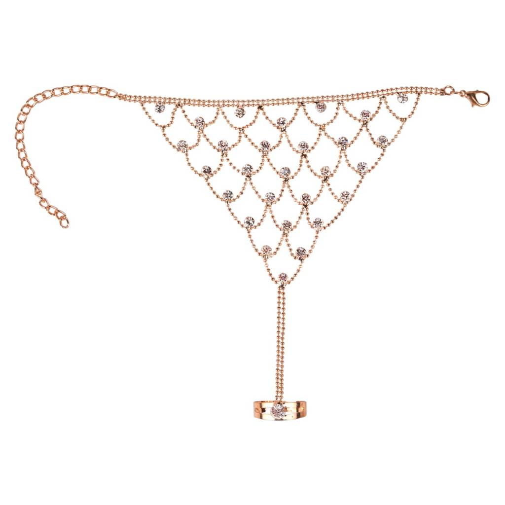 Gold Plated Haathphool Rhinestone Ring Bracelet, Pack Of 1, Stylish Jewellery For Wedding : AYW517B001