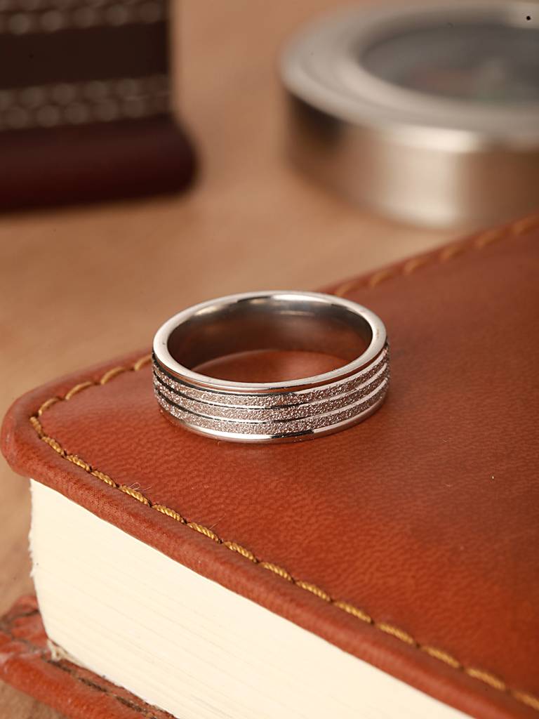 Men Rhodium-Plated Stainless Steel Cz-Studded Finger Ring : AatmanaFR12