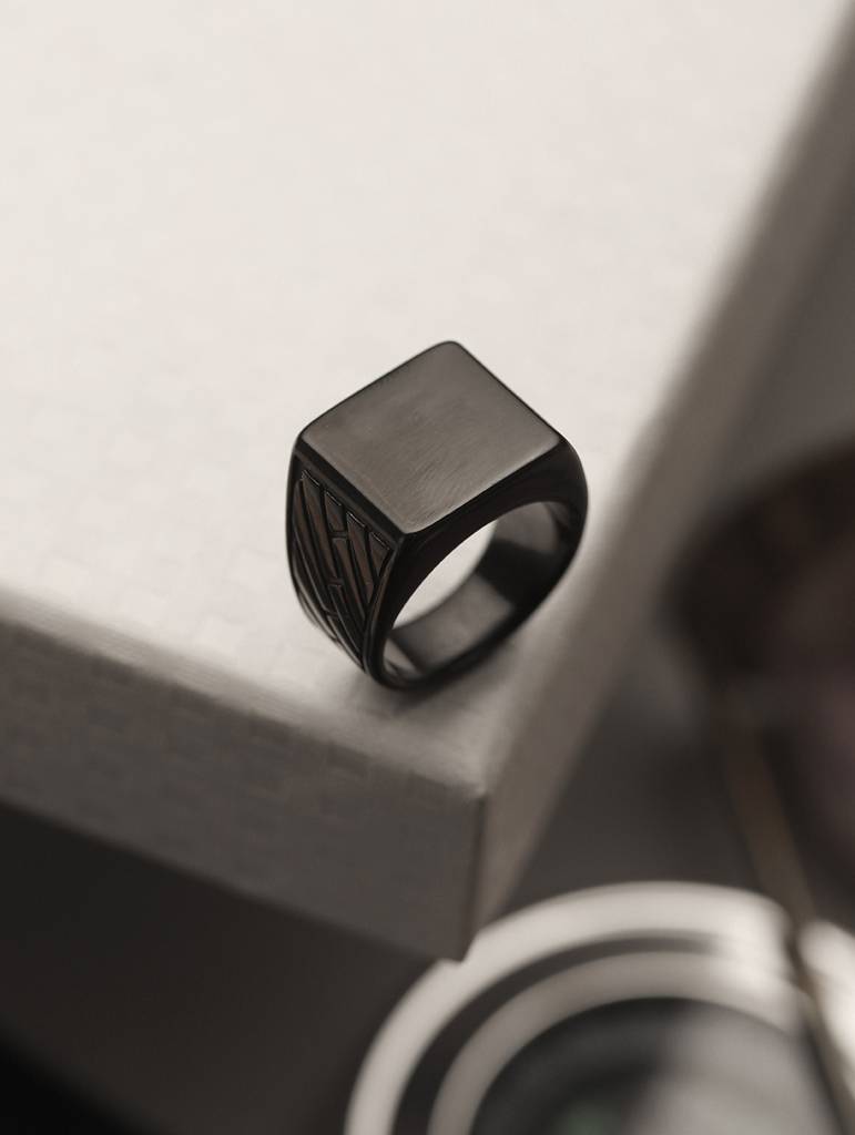 Men Band Finger Ring : AatmanaFR3