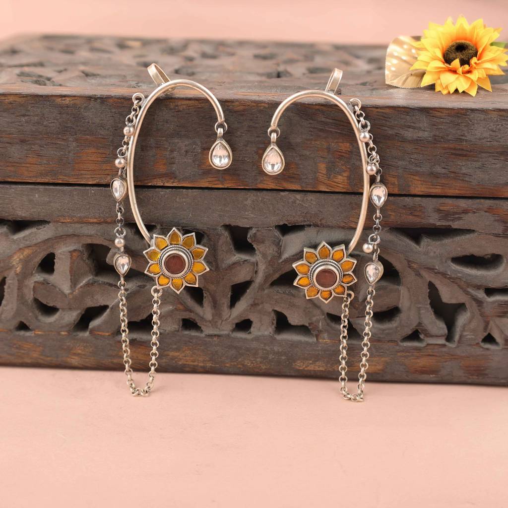Adya Sunflower Motif Kundan Drop Earcuff : SE24425