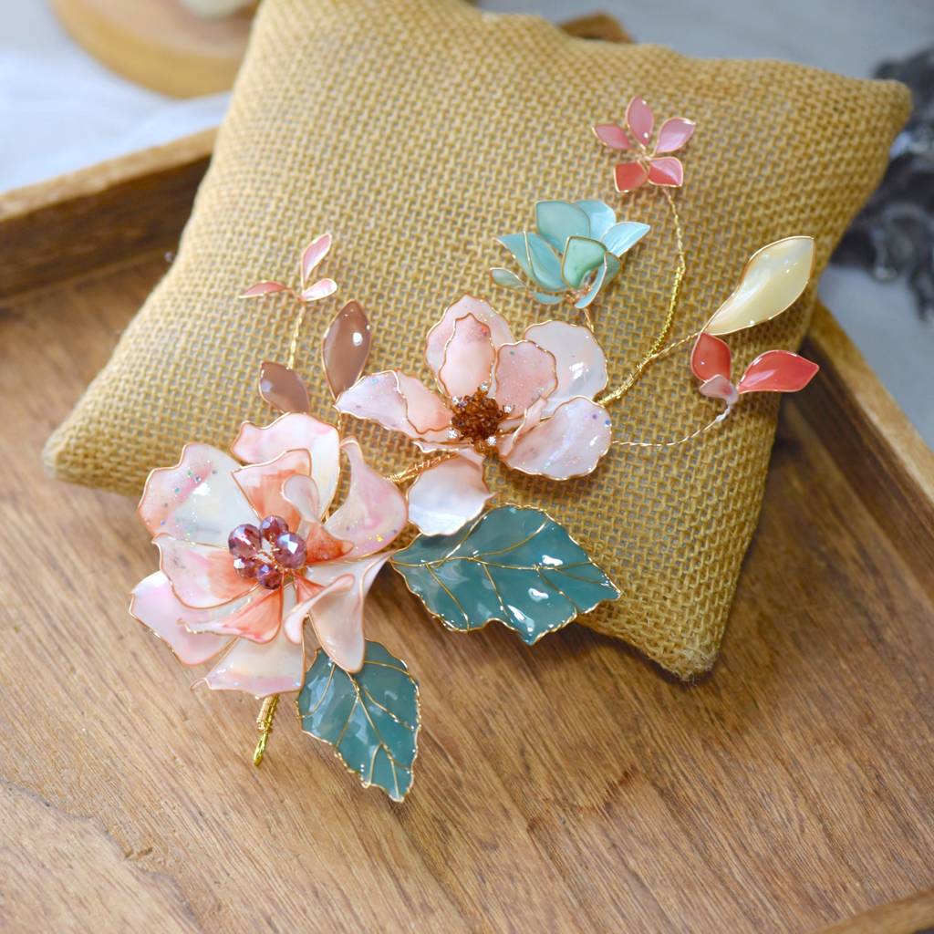 Aeris Hair Accessory : AerisHairAccessory