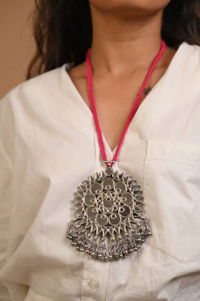 Fiza Glass Pendant