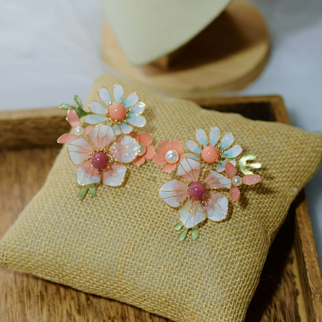 Amelie Earrings : AmelieEarrings