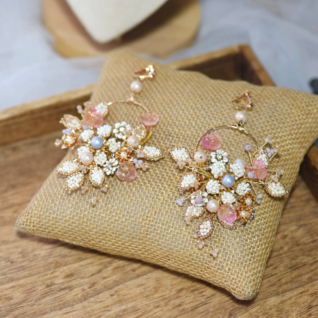 Arabella Earrings : ArabellaEarrings