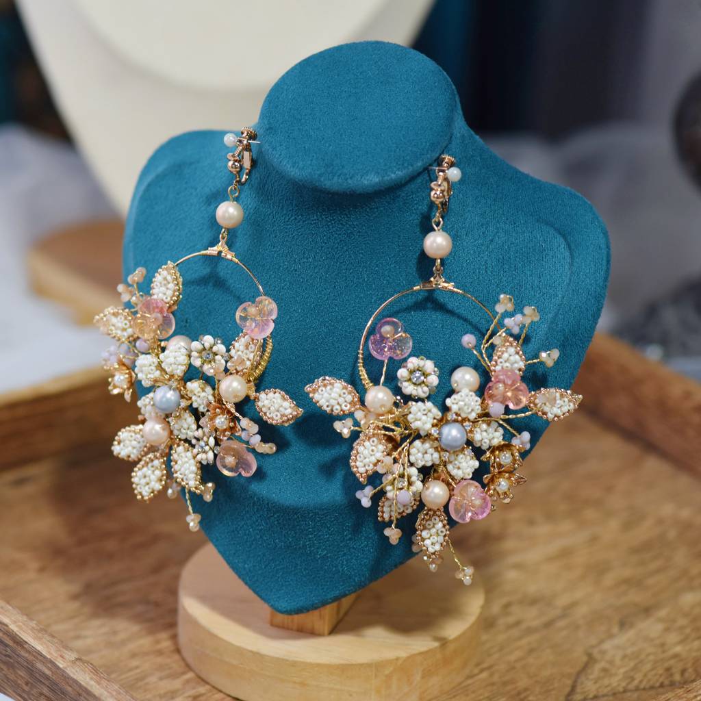 Arabella Earrings : ArabellaEarrings