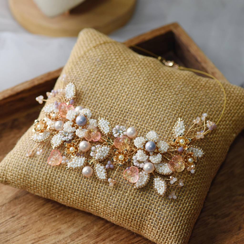 Arabella Necklace : ArabellaNecklace