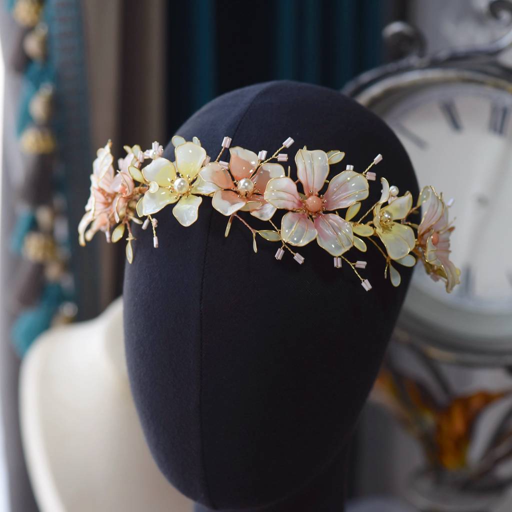 Ariana Headband : ArianaHeadband