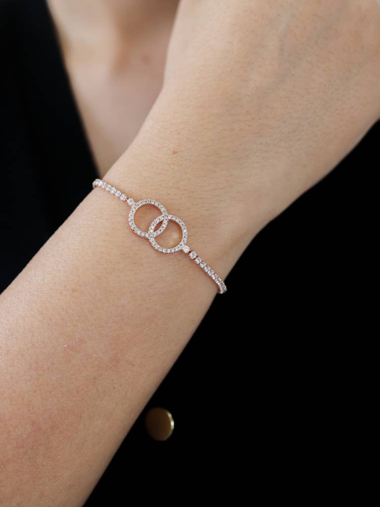 Crystal Interlock Bracelet : B-CR-40-0