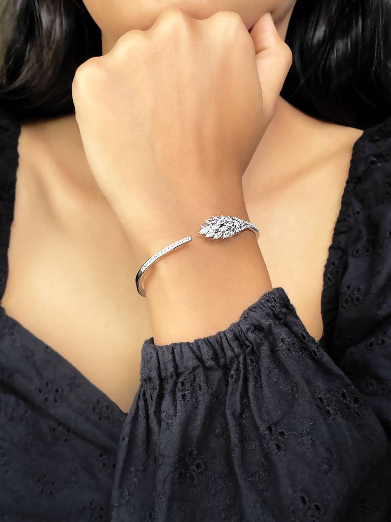 Silberry 925 Sterling Silver Celestial Kada : B228