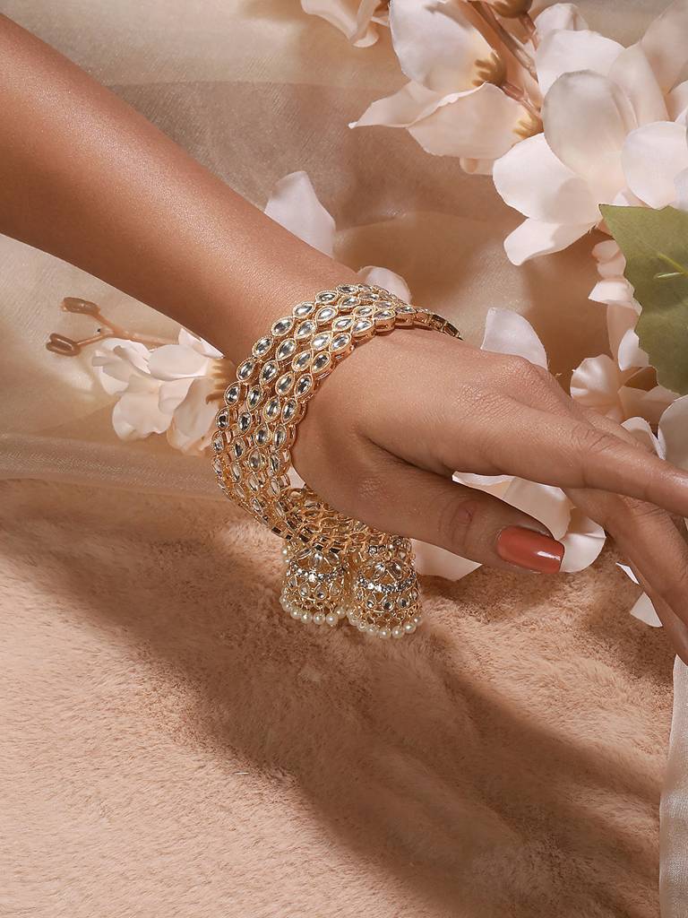 Set Of 4 22K Gold-Plated White Kundan-Studded & Pearl Beaded Handcrafted Bangle-Ba-Js23-60079 : BA-JS23-60079