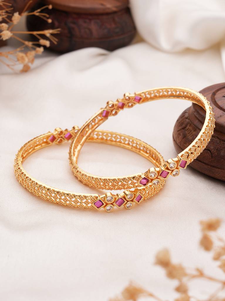 Set Of 2 18K Gold-Plated Stone Studded Bangles : BA-JS24-60097-24