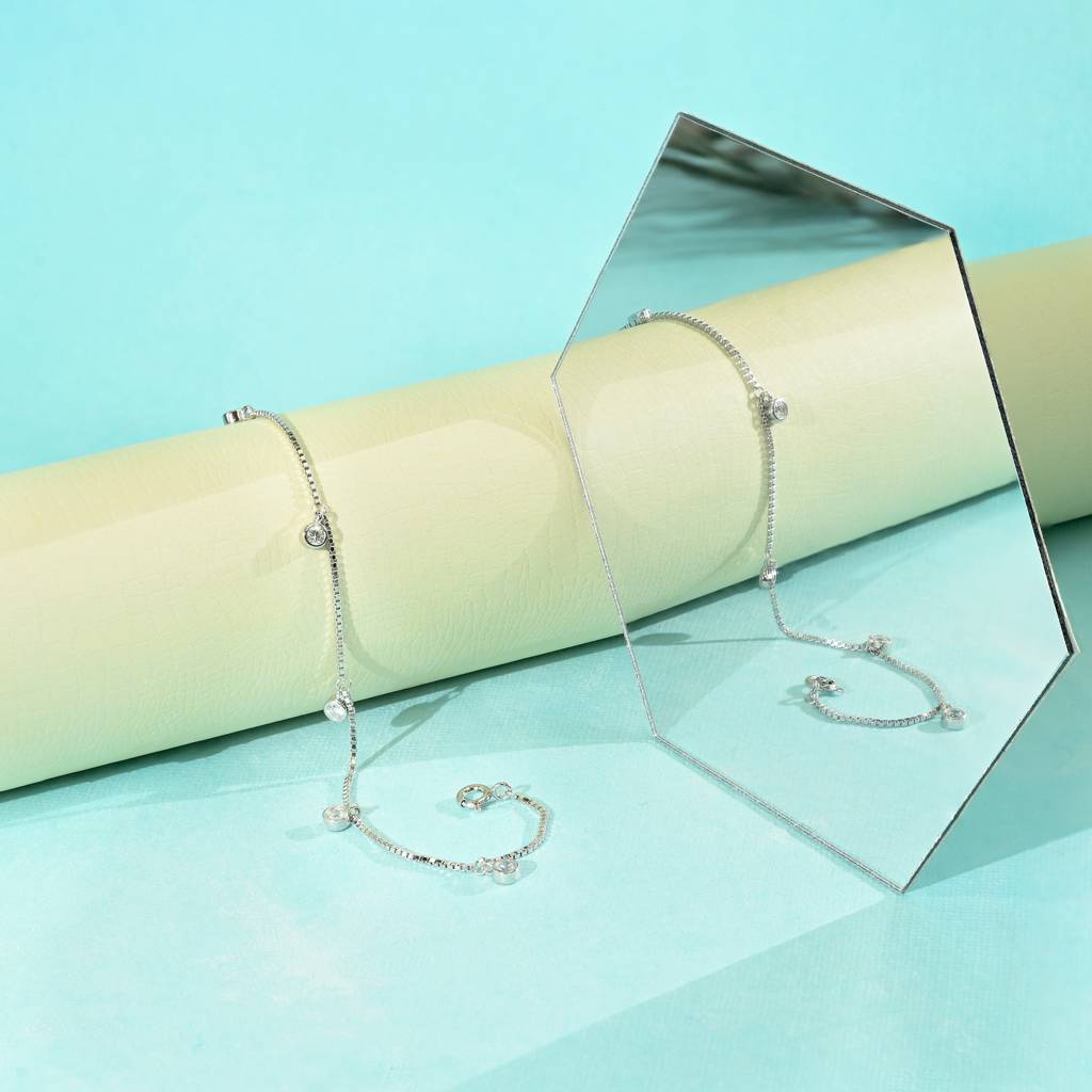 Stone Trail Charm Anklet : BAPA411