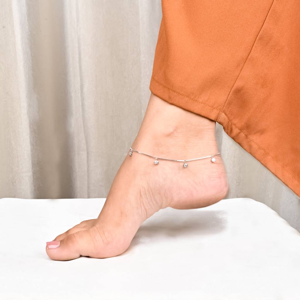 Stone Trail Charm Anklet : BAPA411