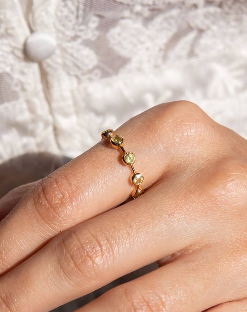 Peridot Birthstone Ring, Leo : BI-Y-PERI