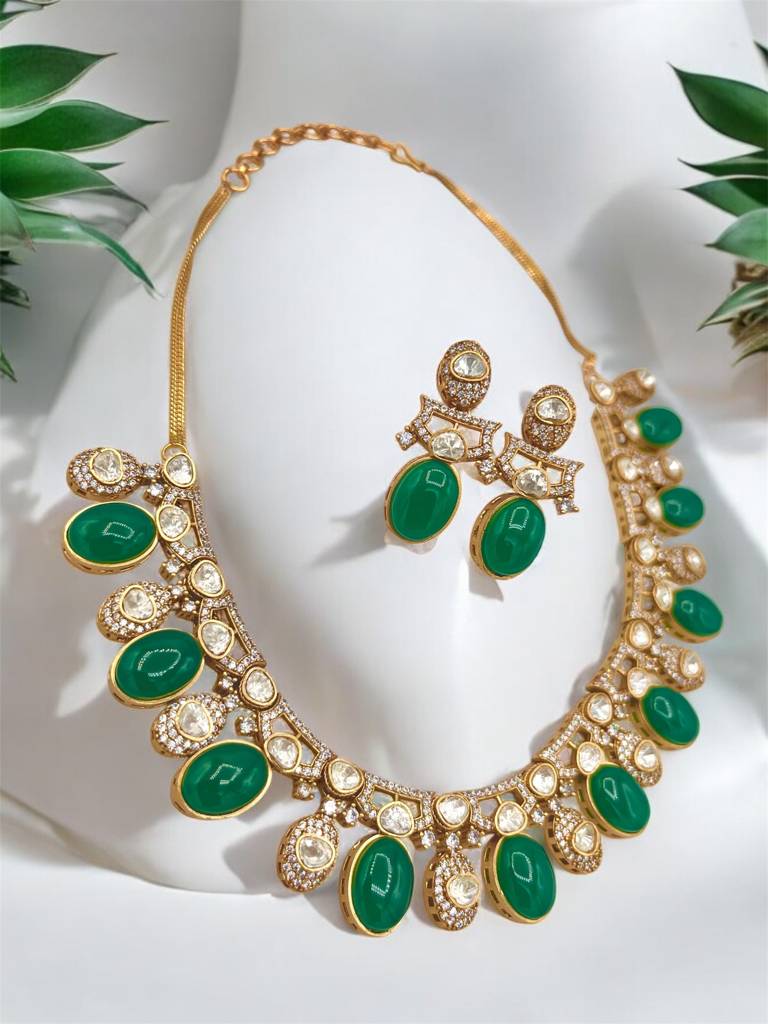 Exquisite Emerald Green Kundan Polki Necklace : BP-NK-115