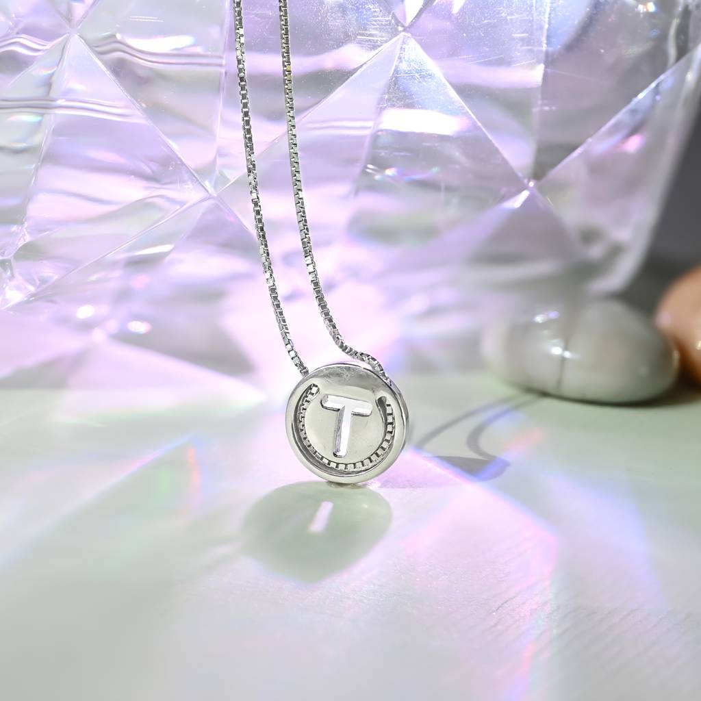 Circular Initial Necklace : BQNC479