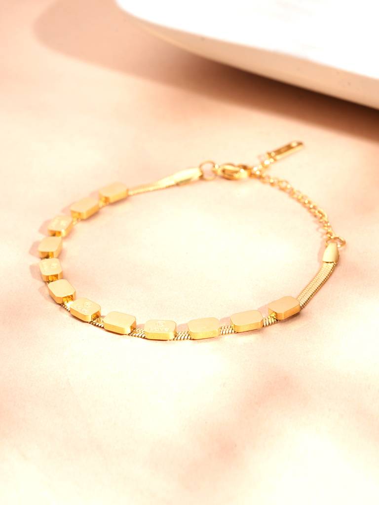 Radiant Cube Accent Station Bracelet For Women : BR0055