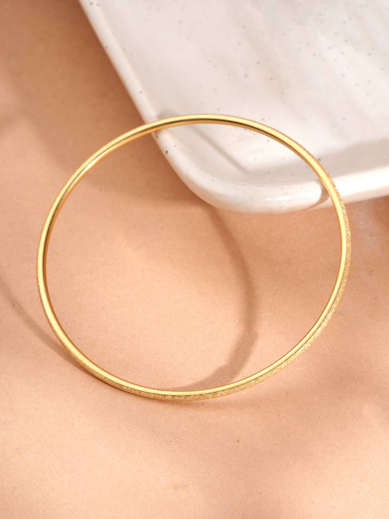 Elegant Slim Glam Golden Bangle For Women : BR0056