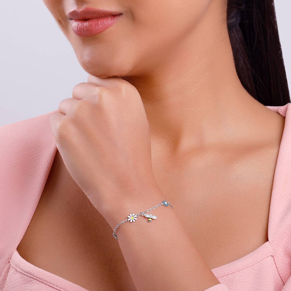 Giva 925 Silver Bee In Bloom Bracelet, Adjustable | Gifts For Women And Girls | With Certificate Of Authenticity And : BR01100