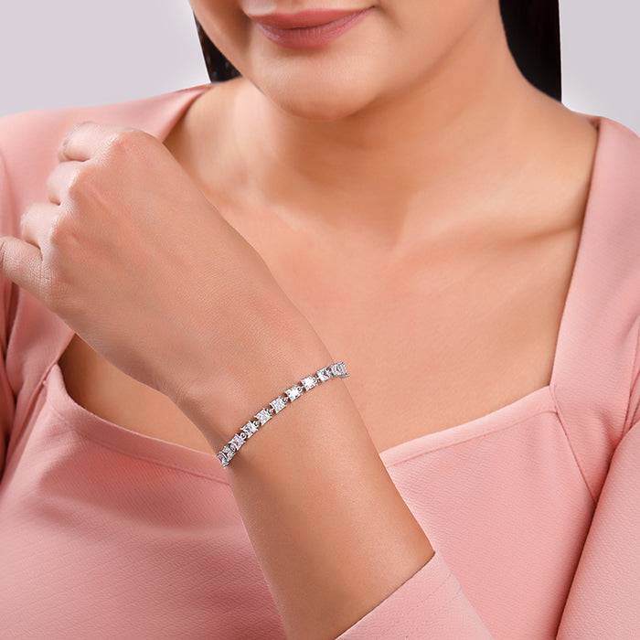 925 Silver Noir Glow Bracelet, Adjustable | Gifts For Women And Girls : BR01359