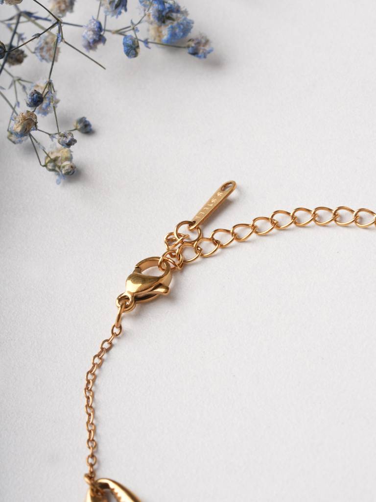 Triple Cowrie Charm Bracelet For Women : BR0209