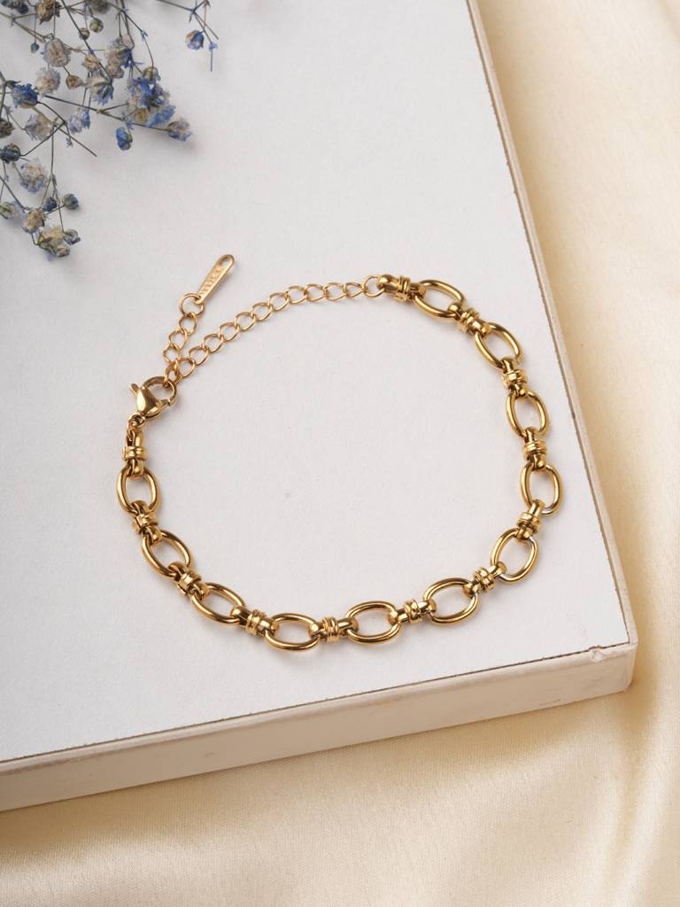 Bold Oval-Link Statement Bracelet For Women : BR0228