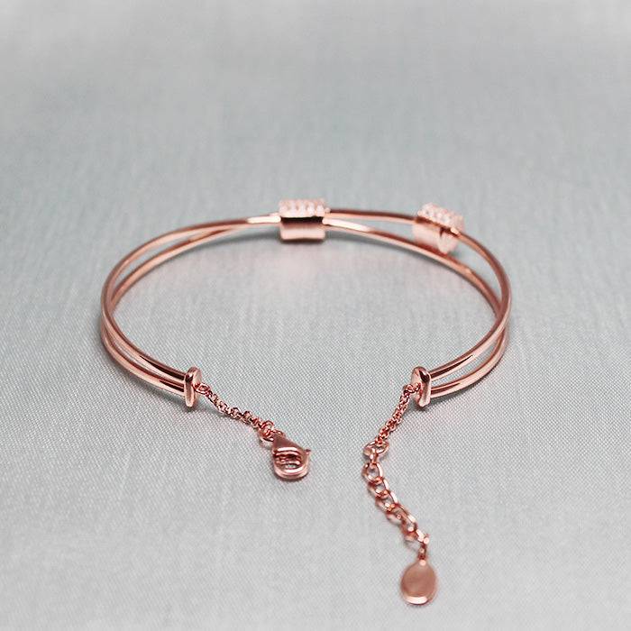 Silver Rose Gold Clover Loop Bracelet : BR033