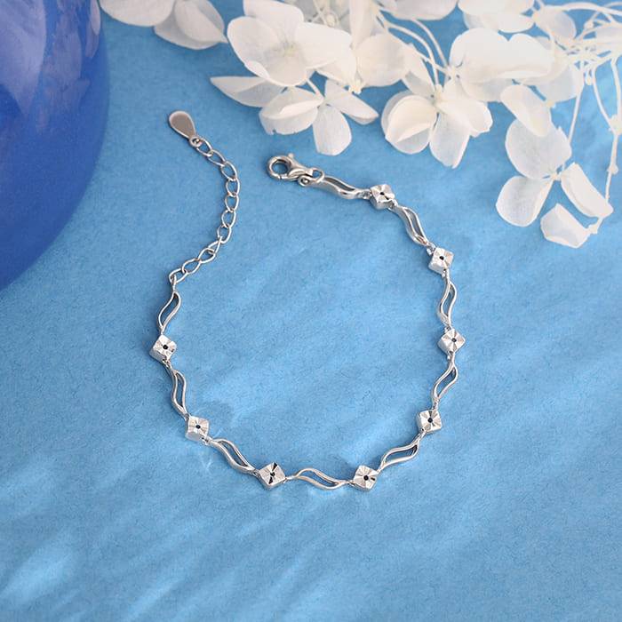 Silver Flamboyant Bracelet : BR0485