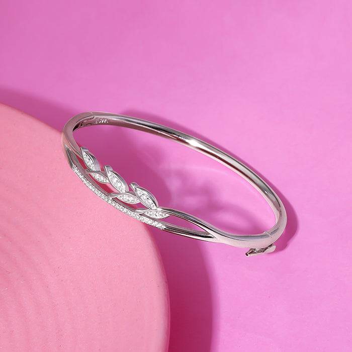 Silver Leaf Centrepiece Bracelet : BR0482