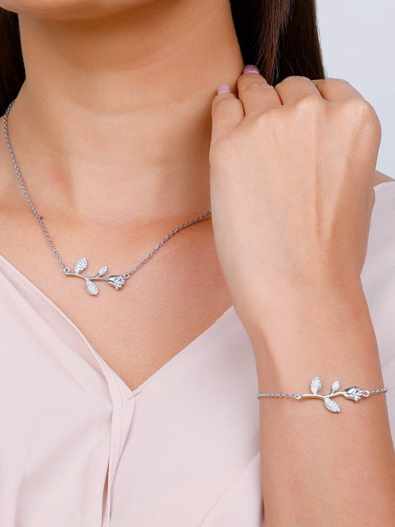 GIVA 925 Sterling Silver Zircon Studded Rose Day Set