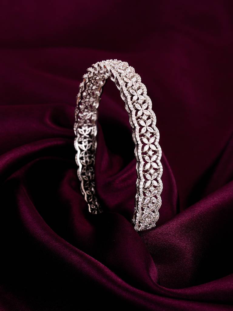 Giva 925 Sterling Silver Glinting Treasure Bangle