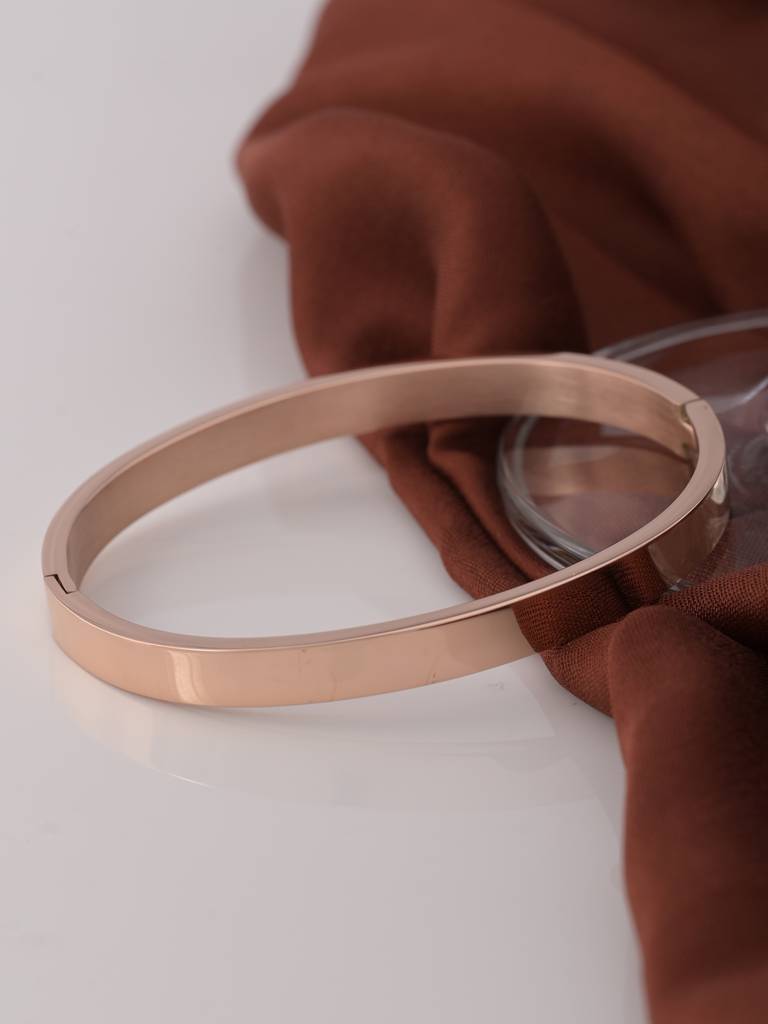 Rose Gold Rose Gold-Plated Bangle-Style Bracelet : BR094-RG
